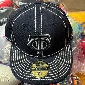 7 1/8 - NEW ERA 59 FIFTY Minnesota Twins Navy White